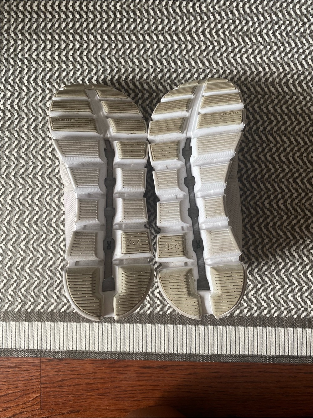On Cloud 5 Sneakers (Colorway: Pearl and White; Women’s Size 8) - Picture 10 of 12